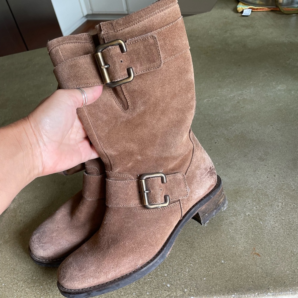 Paul Green tan suede boots size 6